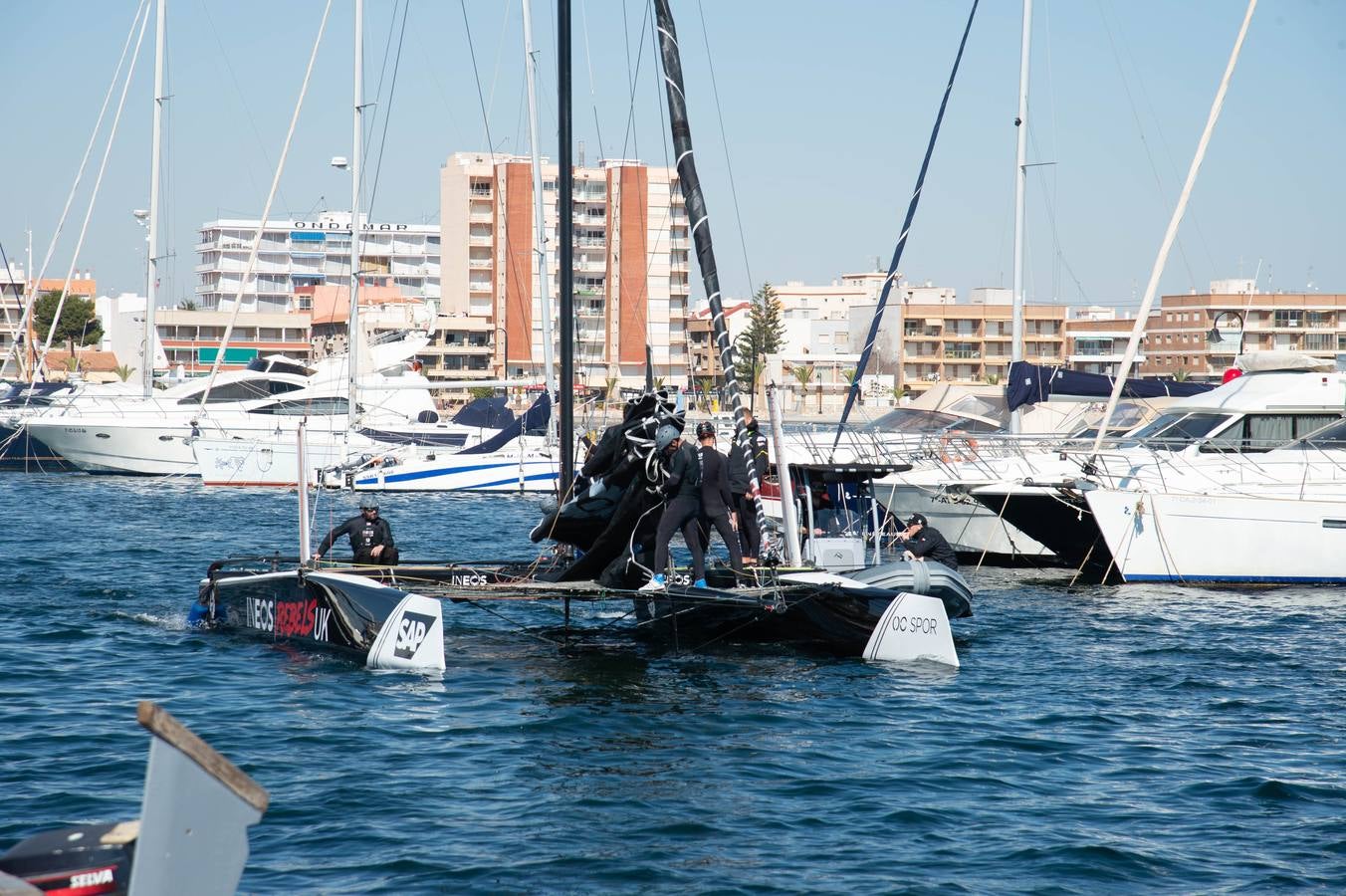 El regatista británico, el que más veces ha ganado el galardón al mejor del mundo, capitanea el 'Ineos Team', catamarán que prepara la Copa América en el Mar Menor
