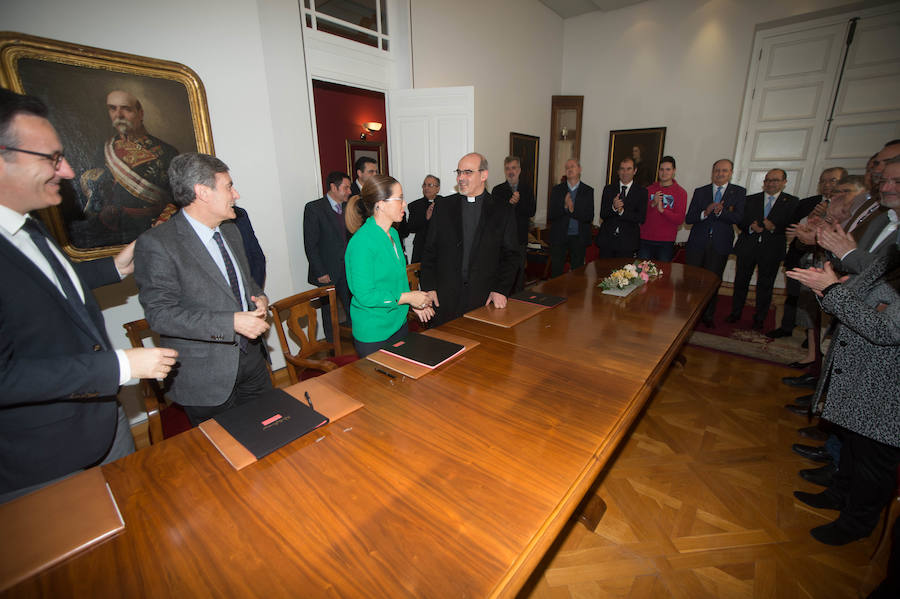 El secretario de Estado de Infraestructuras califica las palabras de López Miras como «una mentira muy grande»