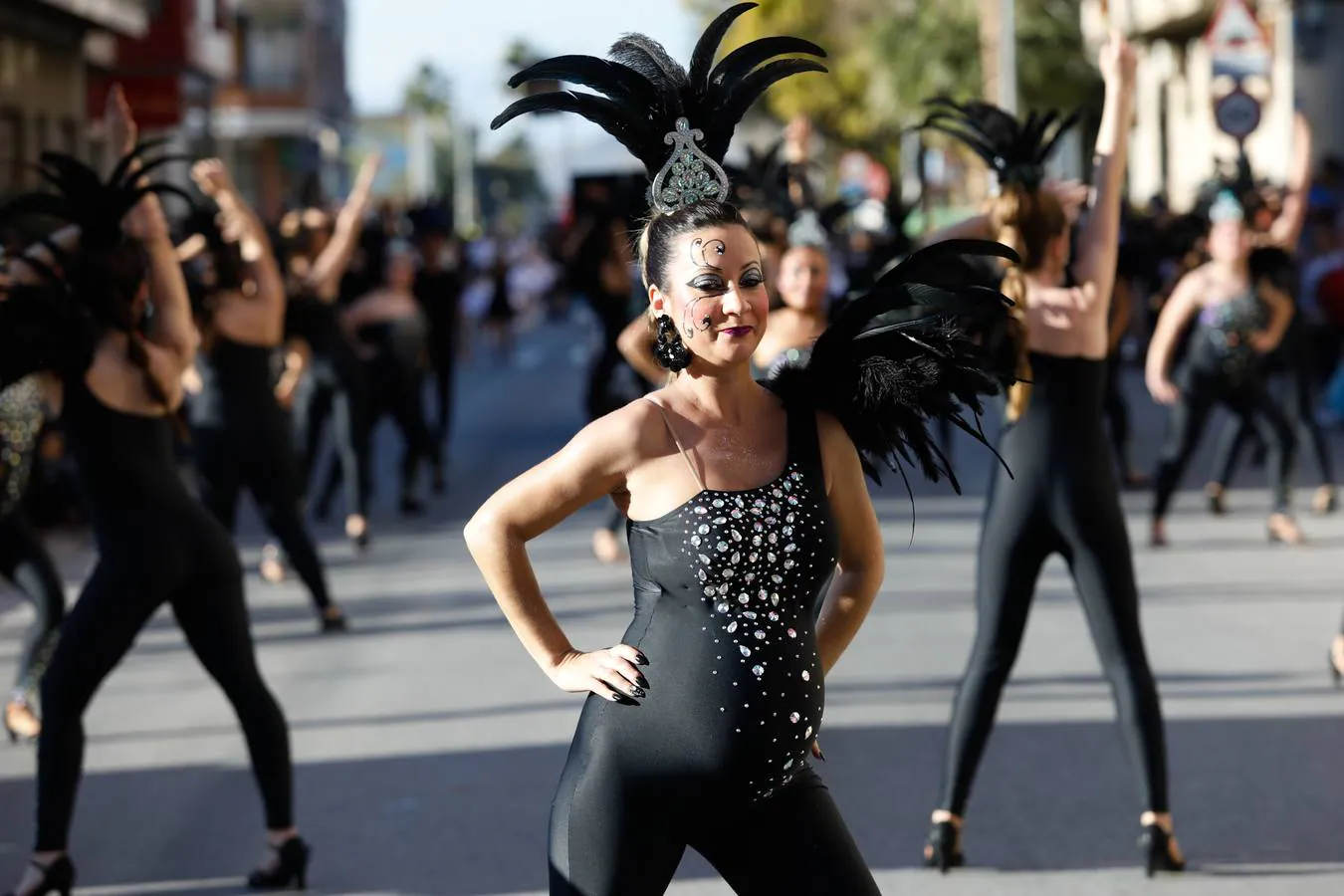 El humor y la actualidad no faltaron al primer gran desfile de Carnaval de la pedanía murciana. El grupo 'El Mejillón Colorao' hizo una parodia de la exhumación de Franco