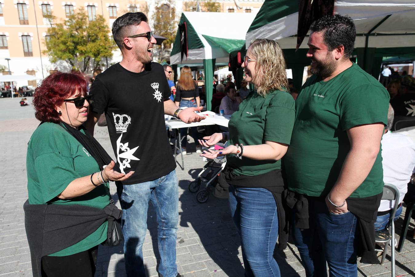 Unas 600 personas celebran en el Cuartel de Artillería el Medio Año Festero