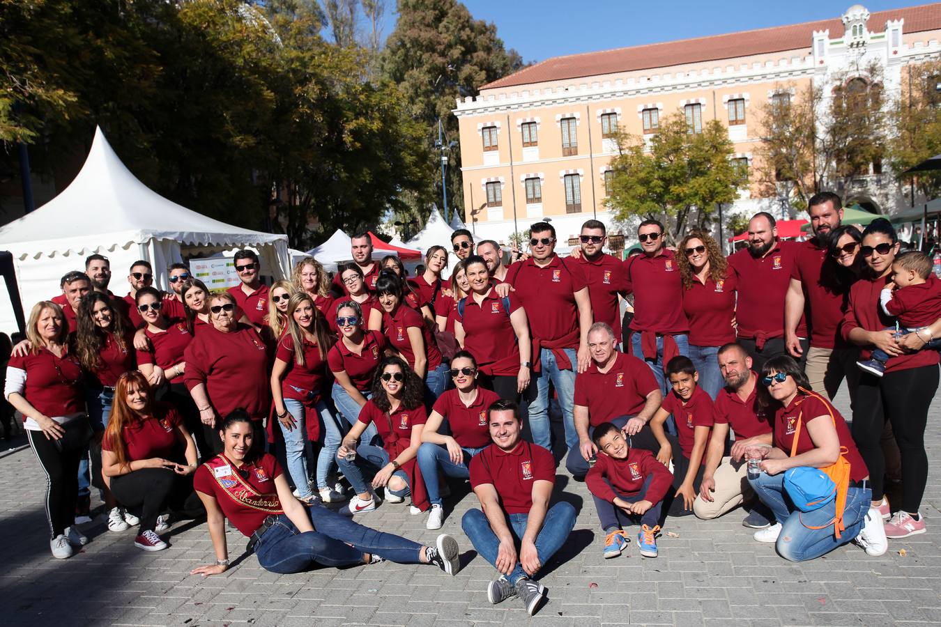 Unas 600 personas celebran en el Cuartel de Artillería el Medio Año Festero