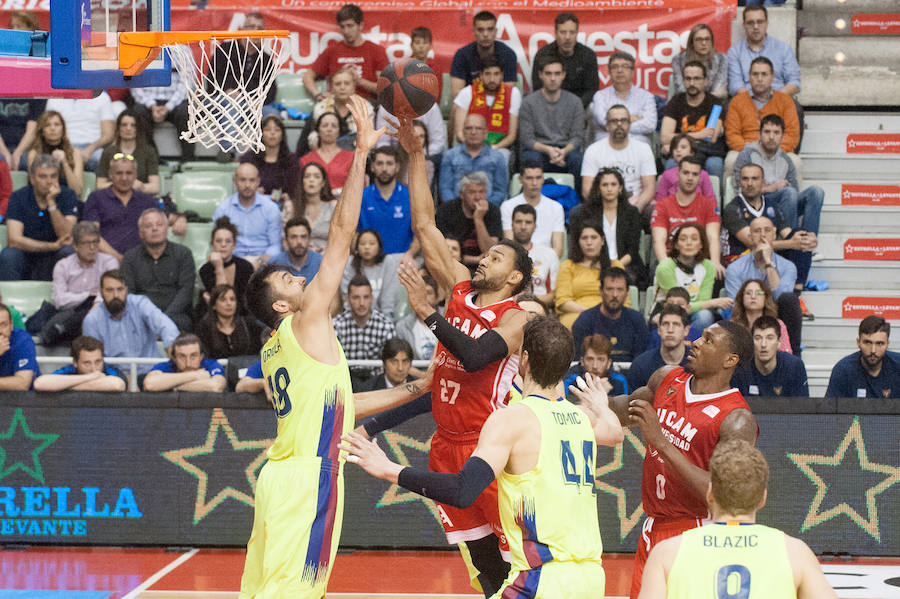 Los de Sito Alonso gana al campeón de la Copa del Rey por un punto en el Palacio de los Deportes