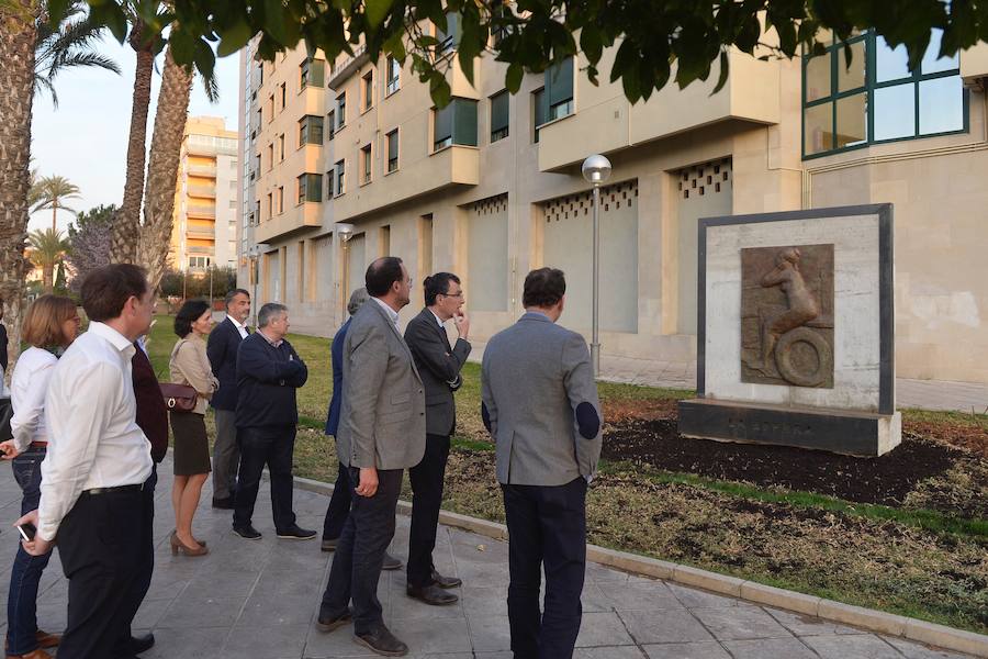 El parque Antonio Campillo se enriquece con cinco nuevas obras del maestro