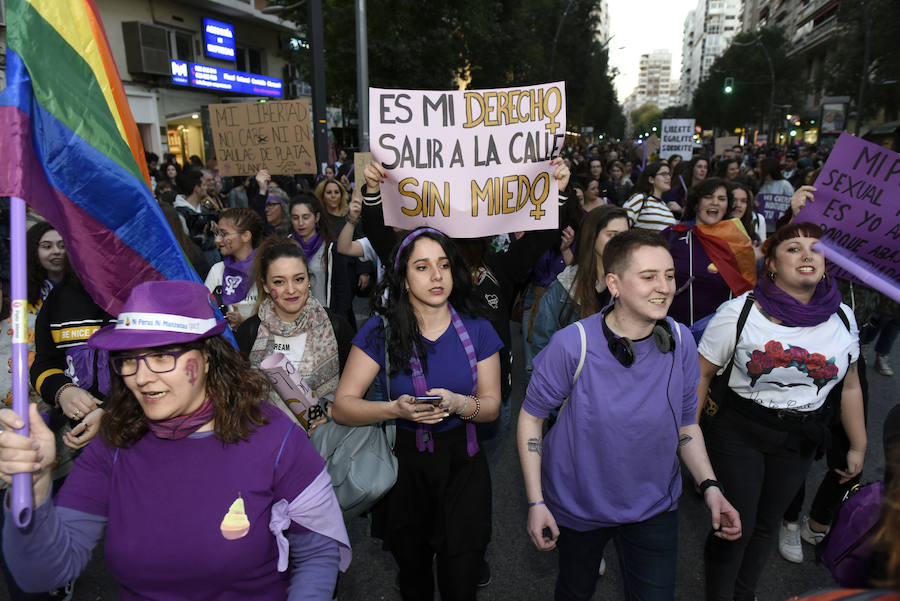 La gran marcha por en el Día Internacional de la Mujer arranca en el centro de Murcia con el recuerdo de la jornada histórica vivida hace ahora un año