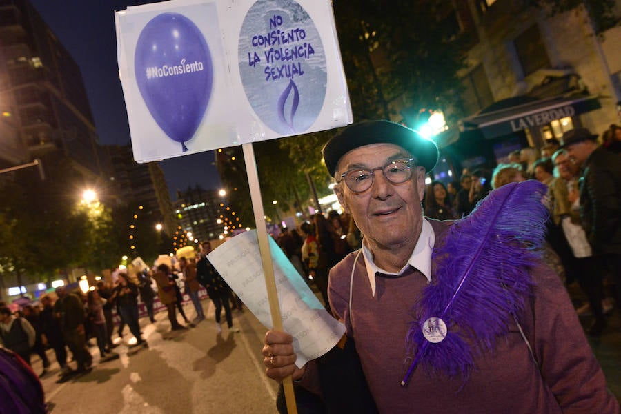La gran marcha por en el Día Internacional de la Mujer arranca en el centro de Murcia con el recuerdo de la jornada histórica vivida hace ahora un año