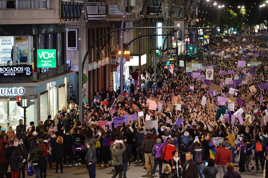 La gran marcha por en el Día Internacional de la Mujer arranca en el centro de Murcia con el recuerdo de la jornada histórica vivida hace ahora un año