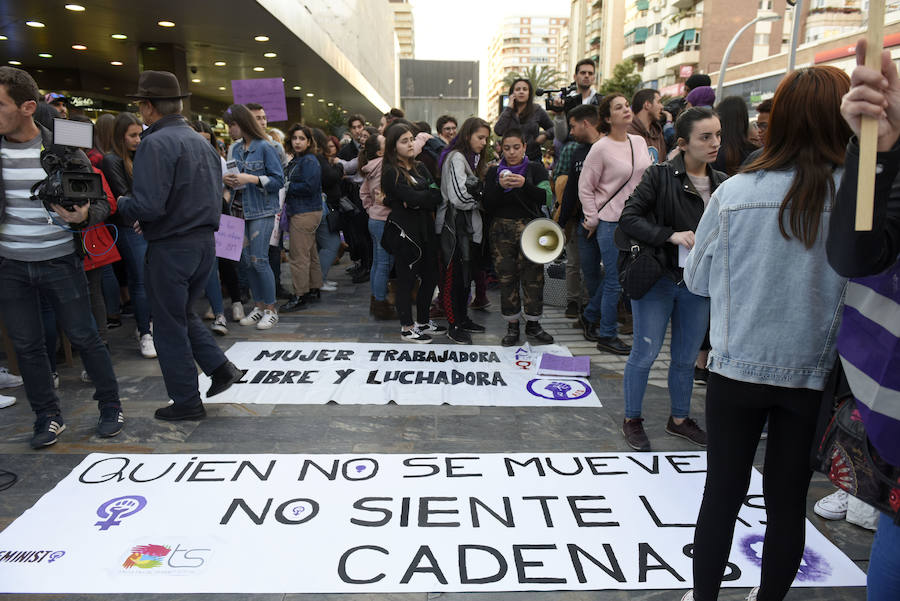 El 8-M fue un día reivindicativo por todos los rincones de la Región