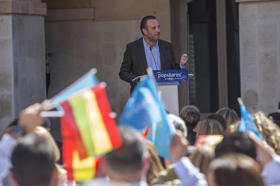 «No van a encontrar aquí a un partido retrógrado, que penaliza ni que legisla en contra de la mayoría ni que divide a los españoles», asegura el líder del PP en una convención nacional del partido sobre familia e igualdad