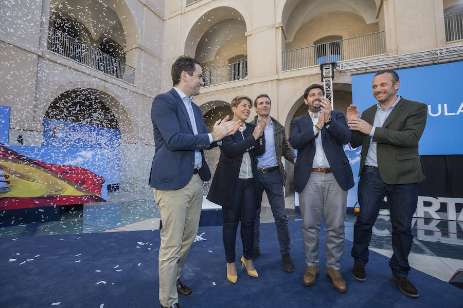 «No van a encontrar aquí a un partido retrógrado, que penaliza ni que legisla en contra de la mayoría ni que divide a los españoles», asegura el líder del PP en una convención nacional del partido sobre familia e igualdad