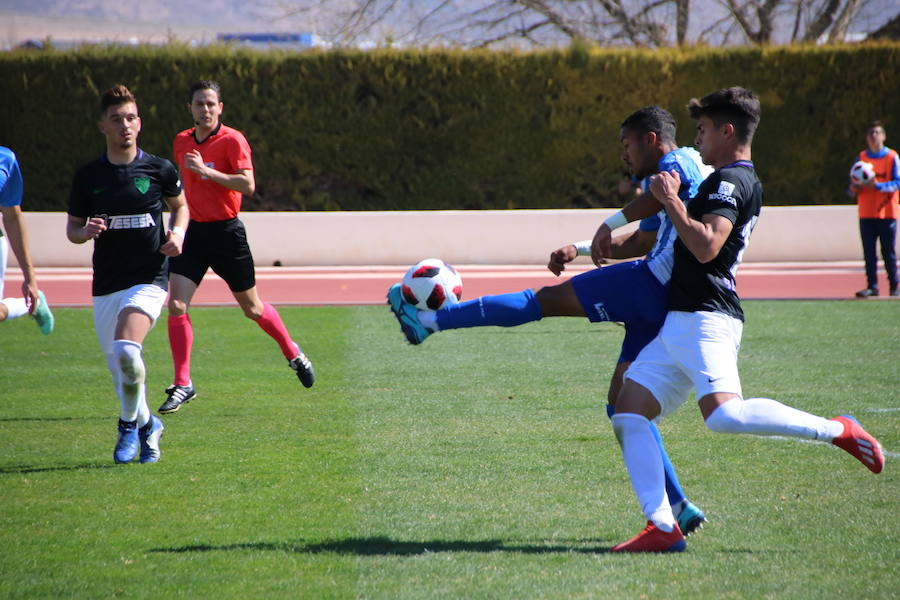 Empate de los de Pontes ante el colista en un partido en el que los locales fueron superiores, pero no tuvieron acierto de cara a la portería rival