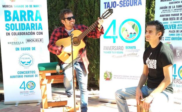 Actuación de David Andreu, este martes, durante la presentación.