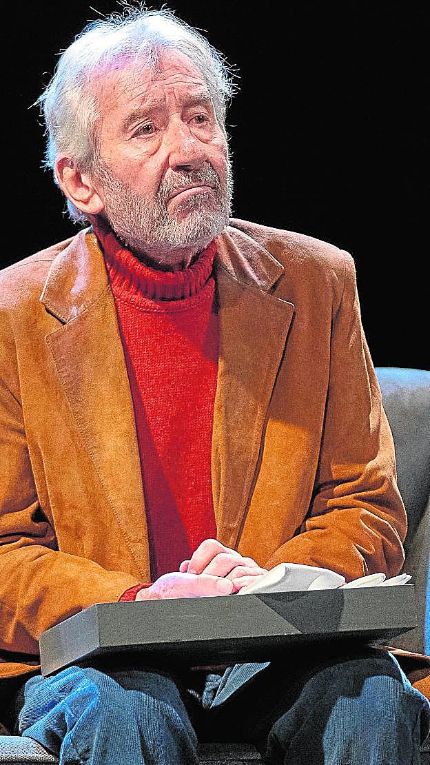 José Sacristán, en un momento de la representación de este texto de Miguel Delibes. 