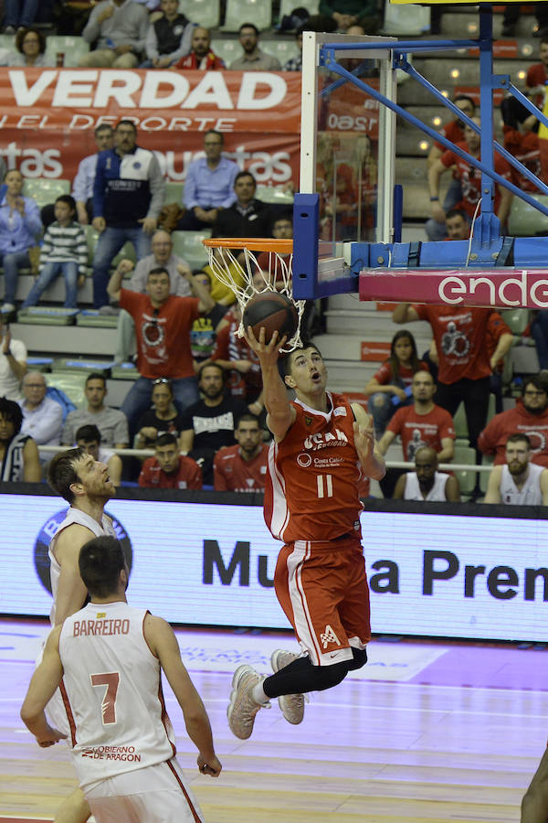 El equipo universitario sale de las posiciones de descenso, empatado con Breogán a siete victorias