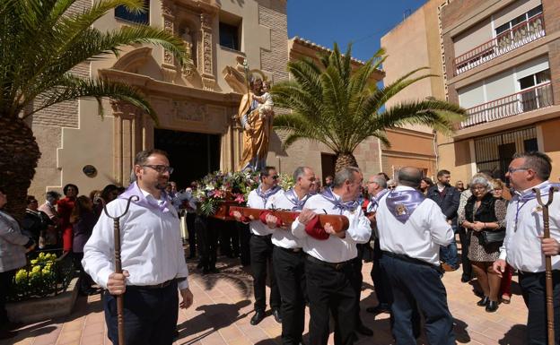 La imagen de San José en su salida en procesión.