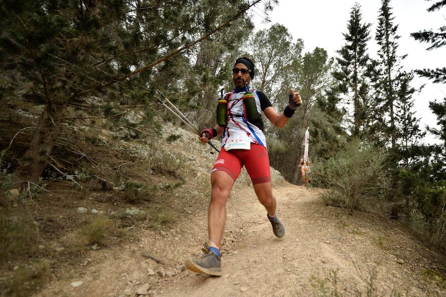 El corredor marroquí asentado en la Region es el más rápido en la prueba de trail running, seguido por el catalán Andreu Simón y el cántabro Borja Fernández