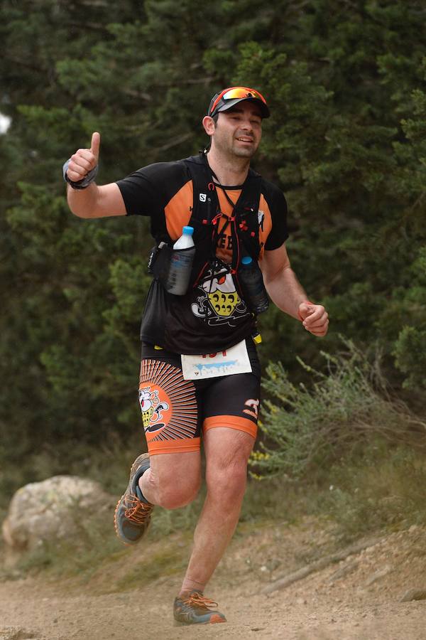 El corredor marroquí asentado en la Region es el más rápido en la prueba de trail running, seguido por el catalán Andreu Simón y el cántabro Borja Fernández