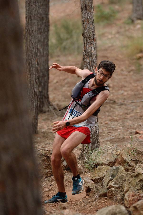 El corredor marroquí asentado en la Region es el más rápido en la prueba de trail running, seguido por el catalán Andreu Simón y el cántabro Borja Fernández