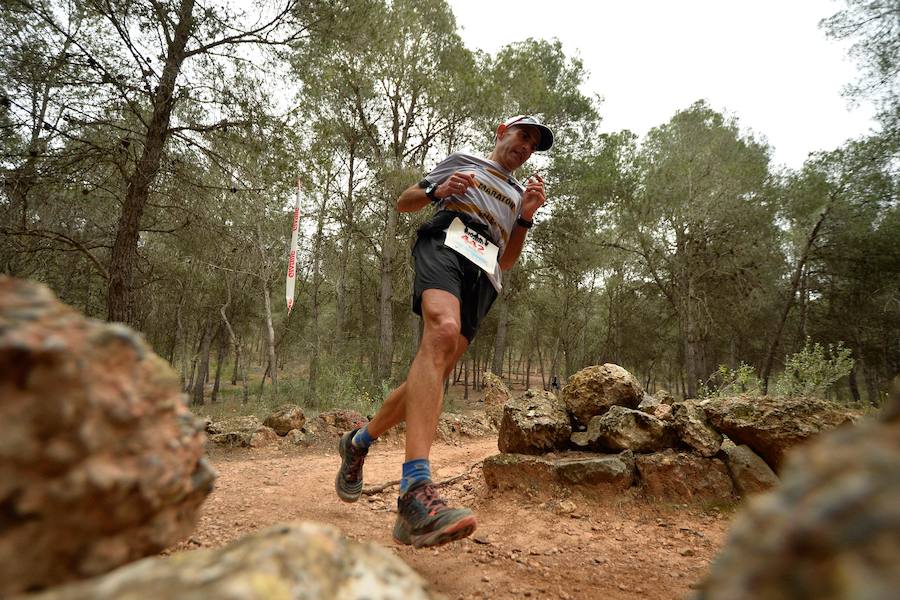 El corredor marroquí asentado en la Region es el más rápido en la prueba de trail running, seguido por el catalán Andreu Simón y el cántabro Borja Fernández