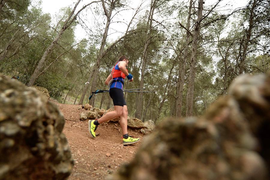 El corredor marroquí asentado en la Region es el más rápido en la prueba de trail running, seguido por el catalán Andreu Simón y el cántabro Borja Fernández