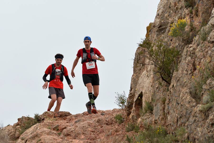 El corredor marroquí asentado en la Region es el más rápido en la prueba de trail running, seguido por el catalán Andreu Simón y el cántabro Borja Fernández