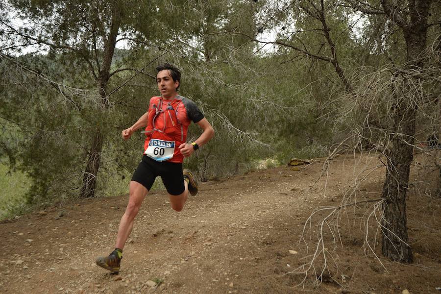 El corredor marroquí asentado en la Region es el más rápido en la prueba de trail running, seguido por el catalán Andreu Simón y el cántabro Borja Fernández