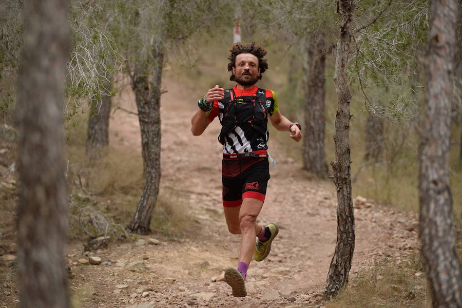 El corredor marroquí asentado en la Region es el más rápido en la prueba de trail running, seguido por el catalán Andreu Simón y el cántabro Borja Fernández