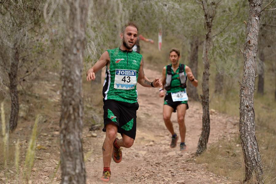 El corredor marroquí asentado en la Region es el más rápido en la prueba de trail running, seguido por el catalán Andreu Simón y el cántabro Borja Fernández