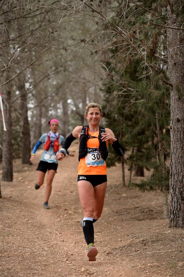 El corredor marroquí asentado en la Region es el más rápido en la prueba de trail running, seguido por el catalán Andreu Simón y el cántabro Borja Fernández