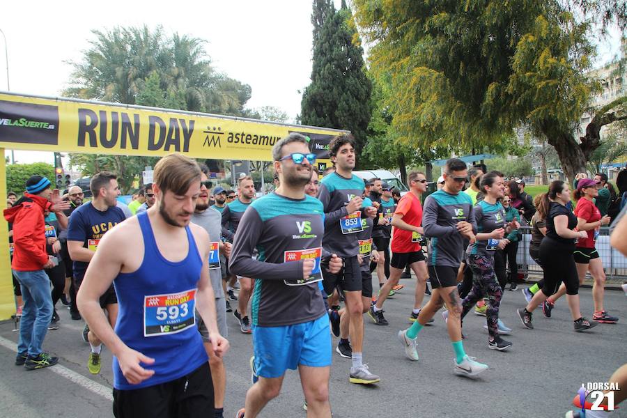 Francisco Pastor gana la prueba con un tiempo de 33:35 minutos en los 10 kilómetros, imponiéndose en féminas Saray Paredes con una marca de 42:15