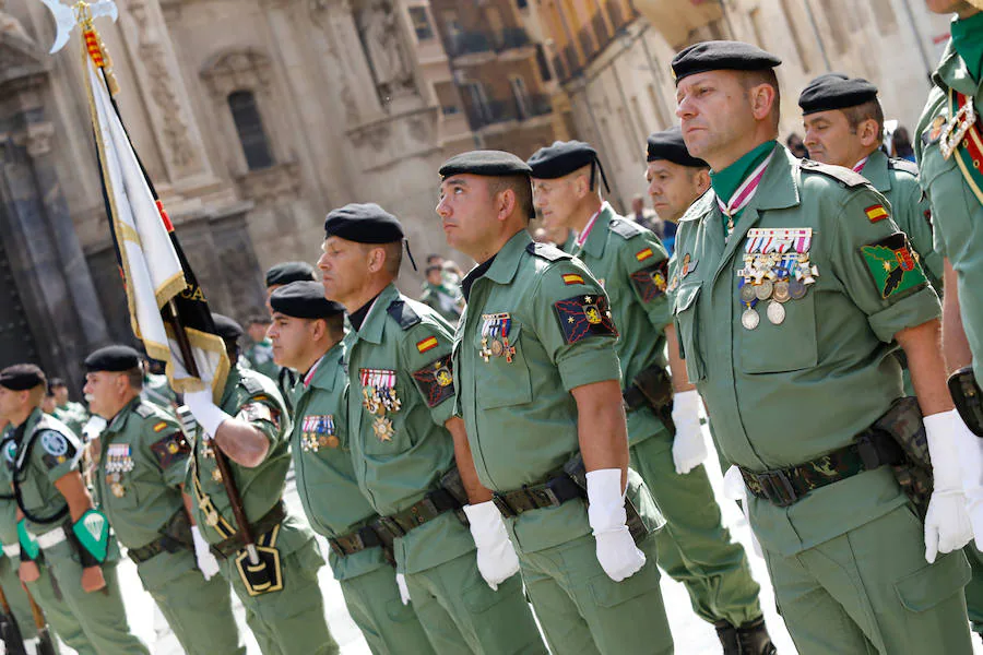 El acto estuvo presidido por el teniente general Jefe de la Fuerza Terrestre del Ejército de Tierra, Juan Gómez de Salazar Mínguez, actuando como Madrina la directora de la Orquesta Sinfónica de la Región de Murcia, Virginia Martínez Fernández