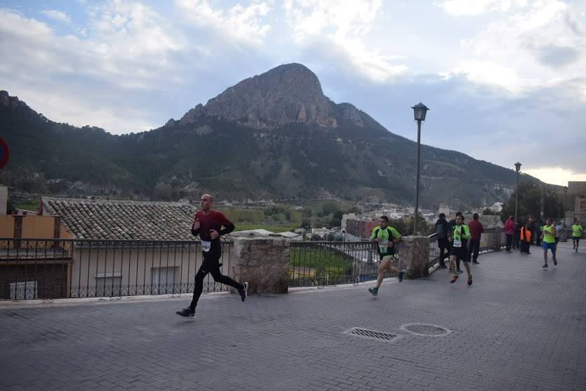 El atleta del Inassa Premium se lleva la prueba con un tiempo de 34:11 minutos, mientras que la corredora del Grupo Alcaraz hace una marca de 44:18