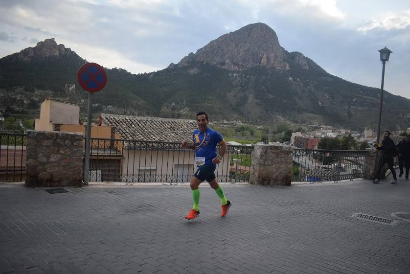 El atleta del Inassa Premium se lleva la prueba con un tiempo de 34:11 minutos, mientras que la corredora del Grupo Alcaraz hace una marca de 44:18