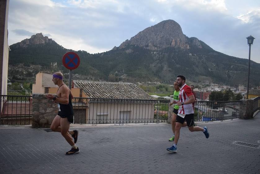 El atleta del Inassa Premium se lleva la prueba con un tiempo de 34:11 minutos, mientras que la corredora del Grupo Alcaraz hace una marca de 44:18