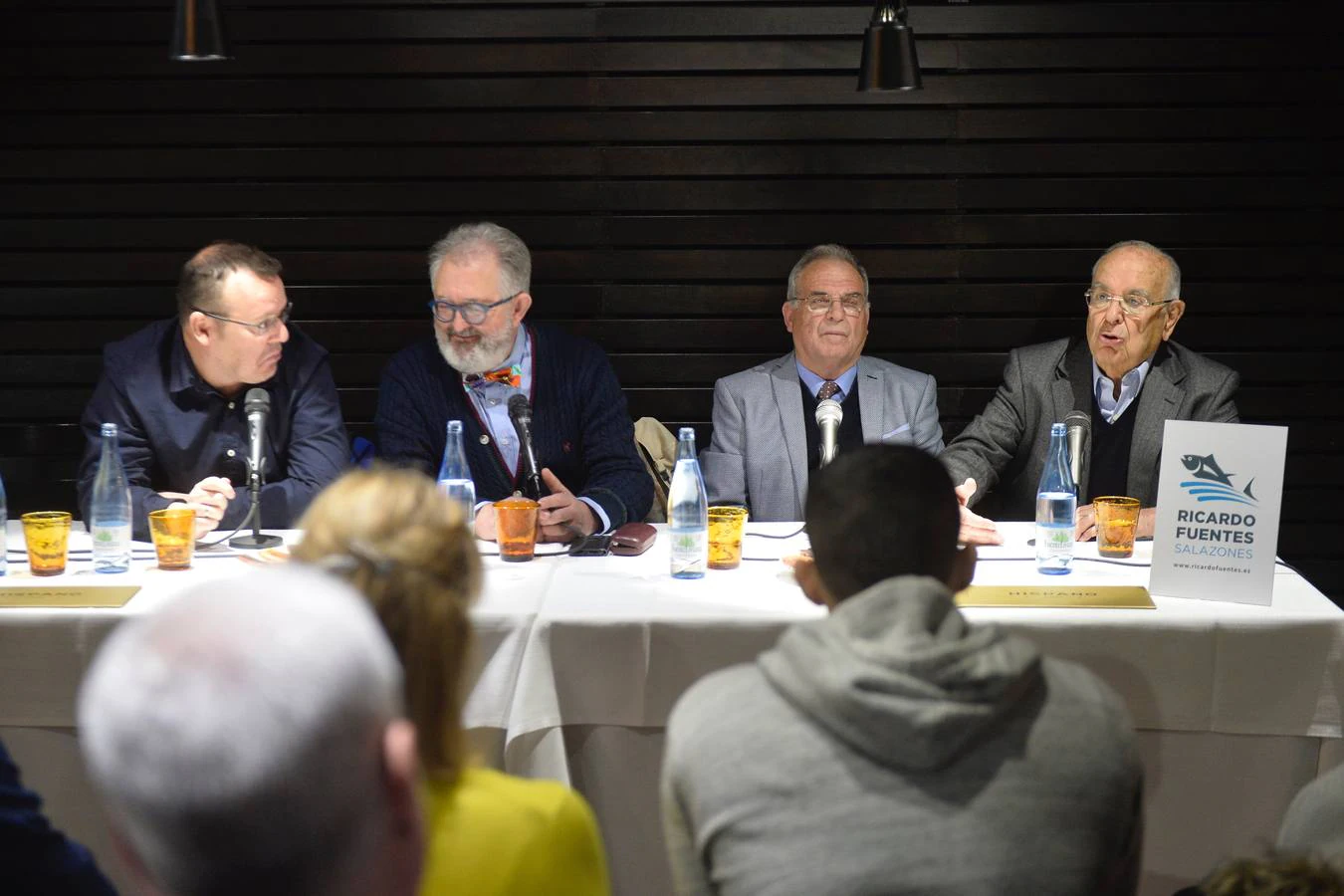 Pablo González, Alfonso Egea, José María Alcaraz y Raimundo González comparten su experiencia con alumnos que se están iniciando en el mundo de la cocina