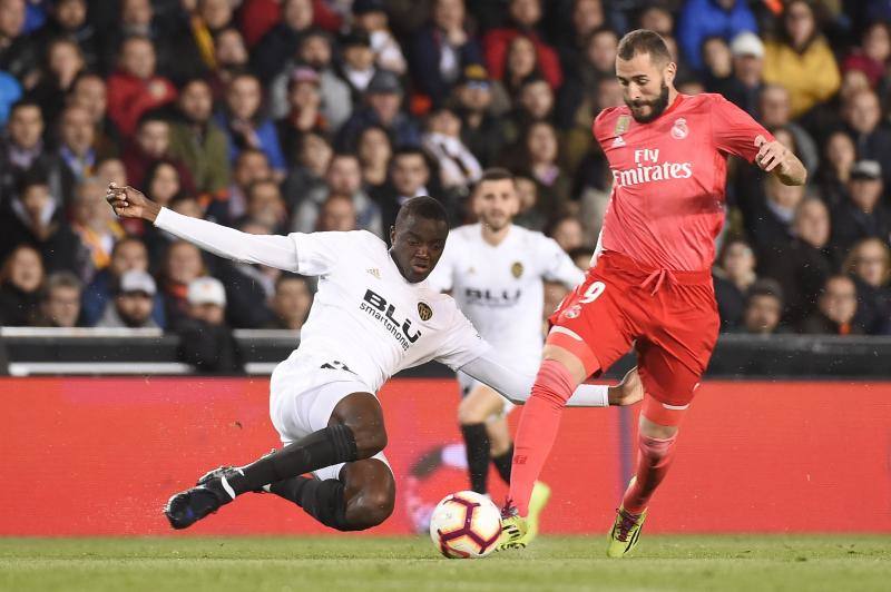 El Valencia y el Real Madrid se enfrentaron en Mestalla en la 30ª jornada de Liga.
