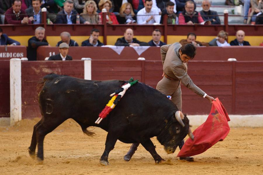 El festival de la AECC celebra su XXV edición con un gran espectáculo. Trece orejas y tres rabos en un festejo de alto nivel artístico