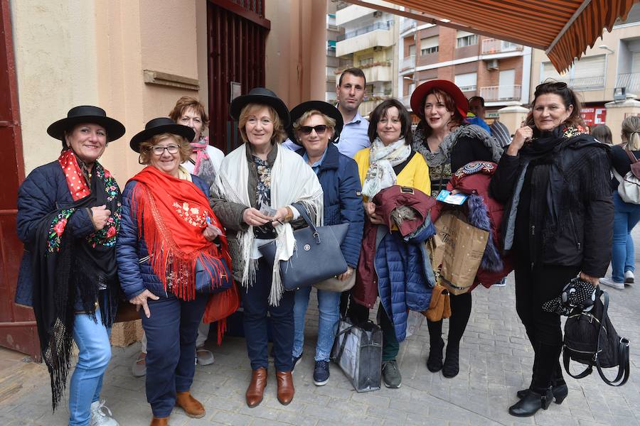 El festival de la AECC celebra su XXV edición con un gran espectáculo. Trece orejas y tres rabos en un festejo de alto nivel artístico