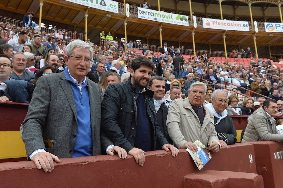 El festival de la AECC celebra su XXV edición con un gran espectáculo. Trece orejas y tres rabos en un festejo de alto nivel artístico