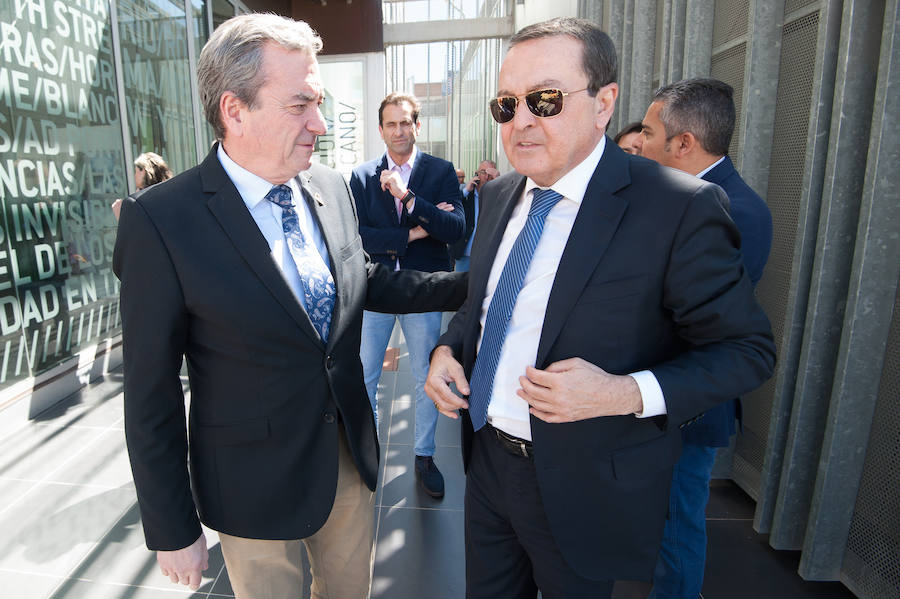 La Región de Murcia contará con la primera organización nacional de productores de fruta con la unión de Apoexpa y Fecoam, según se informó en el cónclave, celebrado en el Museo Pedro Cano de Blanca