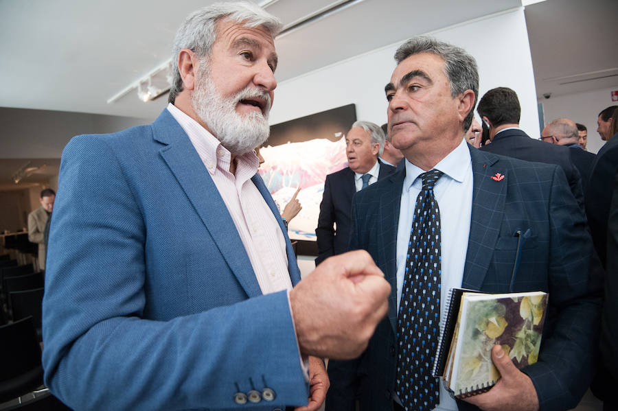 La Región de Murcia contará con la primera organización nacional de productores de fruta con la unión de Apoexpa y Fecoam, según se informó en el cónclave, celebrado en el Museo Pedro Cano de Blanca