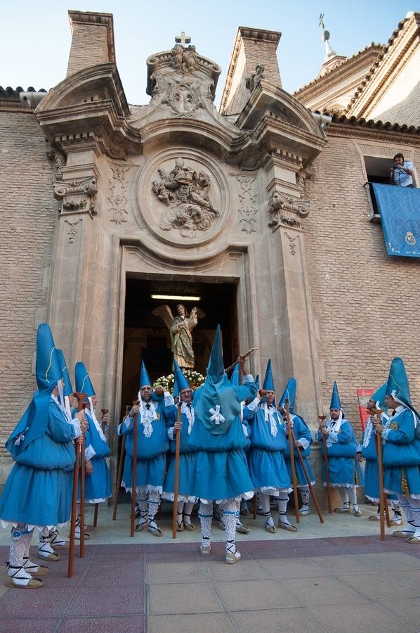 El paso de La Flagelación celebró su 25 aniversario en un desfile que cuajó de espectadores las calles más nazarenas