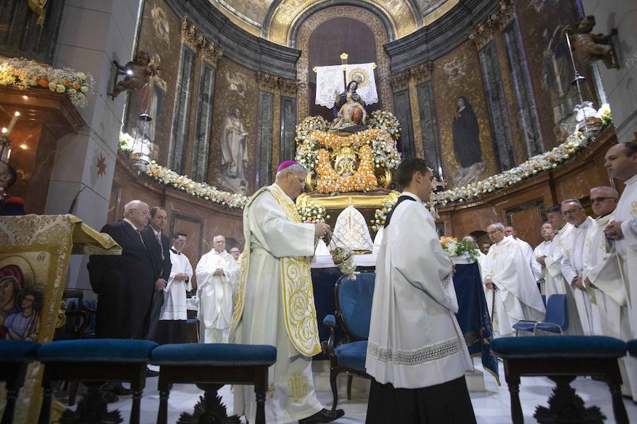 Lorca Planes pone a la Virgen como ejemplo de «mujer fuerte que rompe las barreras de la crueldad humana» para estar con su hijo