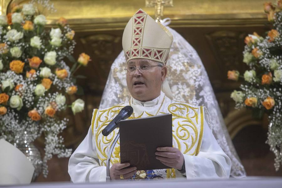 Lorca Planes pone a la Virgen como ejemplo de «mujer fuerte que rompe las barreras de la crueldad humana» para estar con su hijo