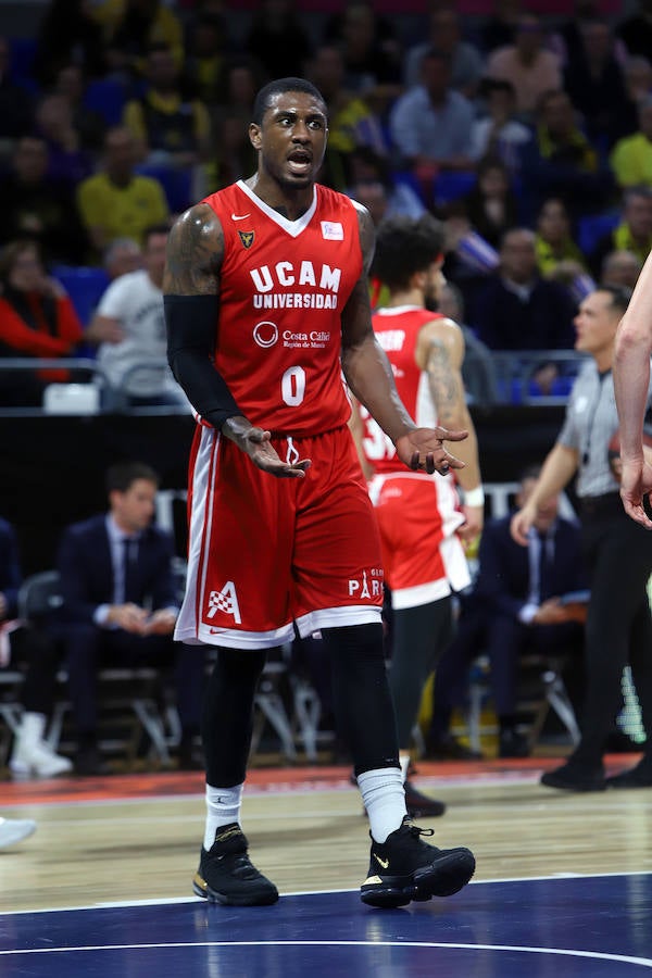 Los de Sito Alonso se complican más su situación en la clasificación; esperan, de nuevo, otra derrota del Breogán para no meterse otra vez en los puestos de descenso