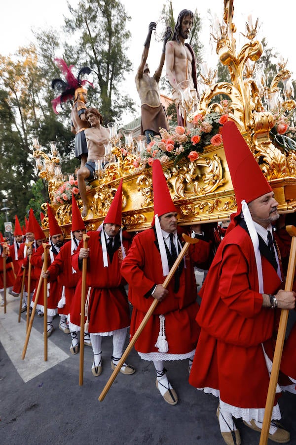 El cortejo devuelve a las calles más nazarenas de Murcia la devoción por el rigor y las tradiciones huertanas