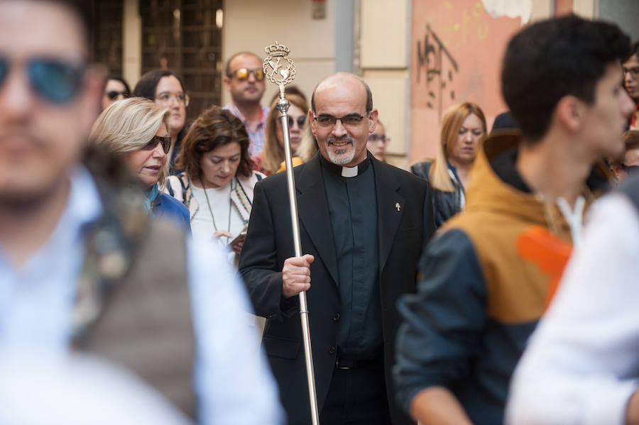 Este domingo se realizó la bendición de Las Palmas en multitud de iglesias murcianas y en la capital se trasladó el Gran Poder al convento de las Capuchinas