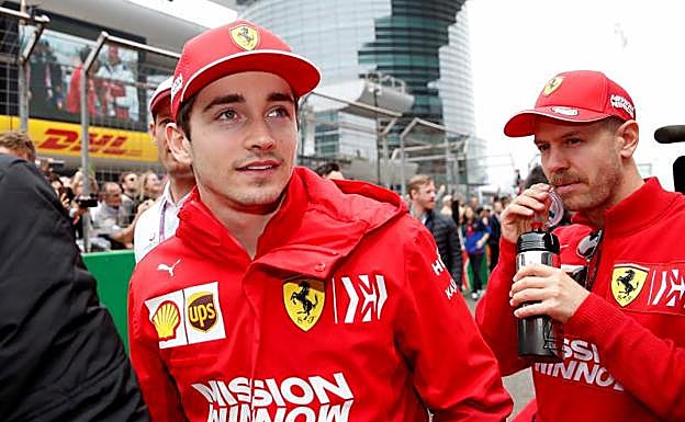 Charles Leclerc y Sebastian Vettel, durante el Gran Premio de China. 