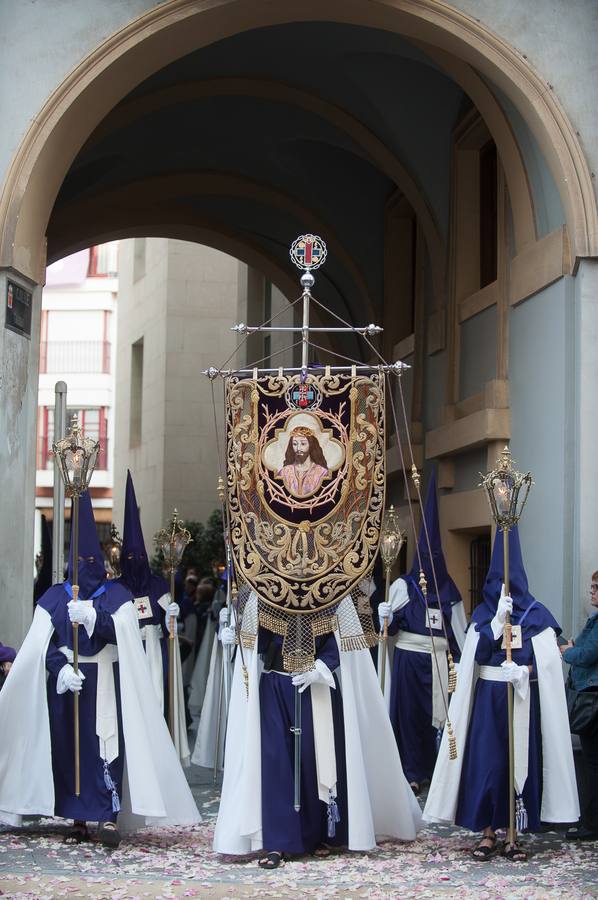 El Cristo de la Salud y el Señor del Rescate inundan de fervor el itinerario más nazareno.