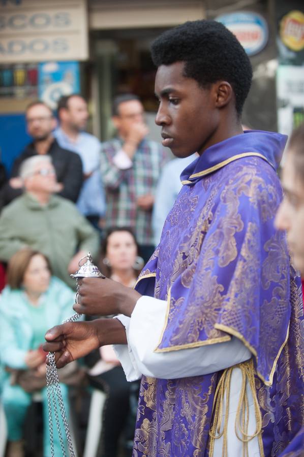 El Cristo de la Salud y el Señor del Rescate inundan de fervor el itinerario más nazareno.