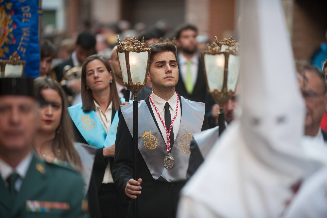 El Cristo de la Salud y el Señor del Rescate inundan de fervor el itinerario más nazareno.